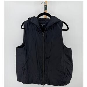 Eileen Fisher black lightweight fiilled zipup hoodie otherwear vest